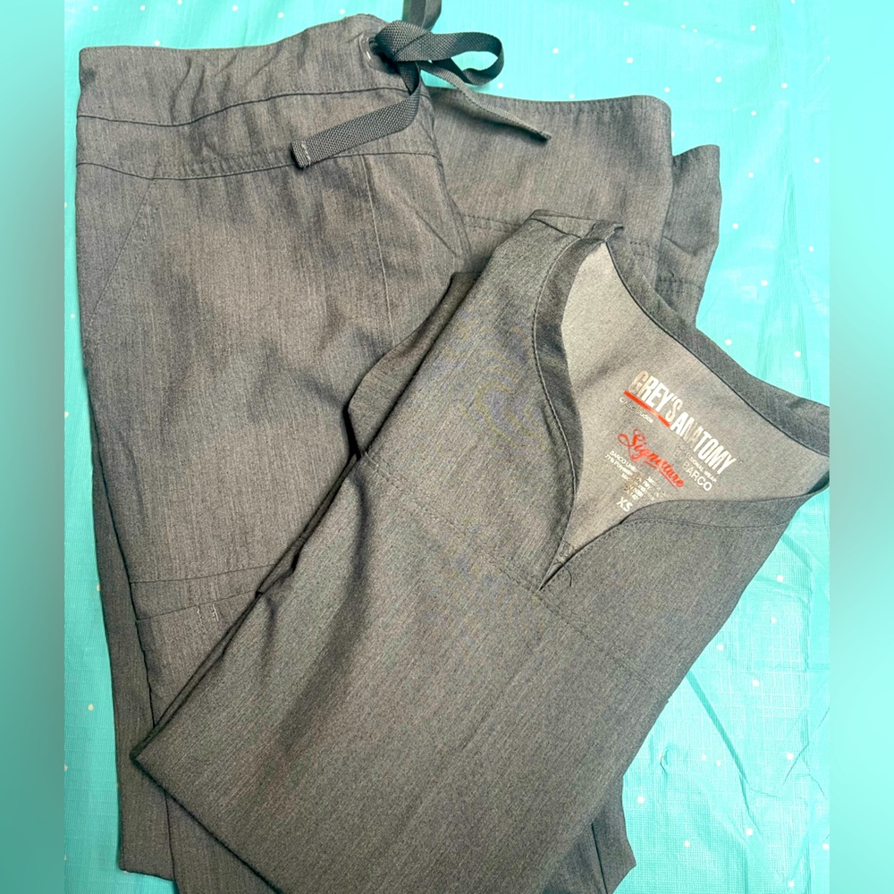 XS Greys Anatomy by Barco Scrub Set